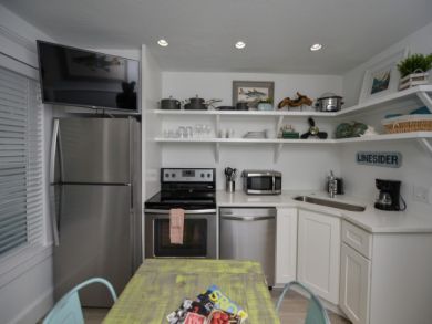 Siesta Key Vacation Suite 1 Bedroom Sleeps Four Guests