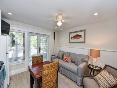 Siesta Key Vacation Rental Sleeps Four Guests