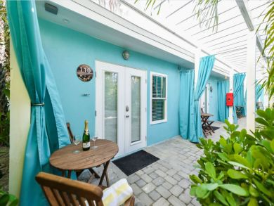 Siesta Key Vacation Rental Sleeps Four Guests
