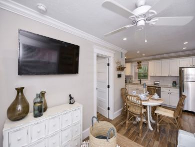 Siesta Key Vacation Rental Sleeps Four Guests
