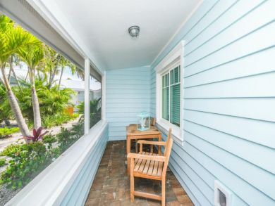 Siesta Key Vacation Rental Sleeps Four Guests