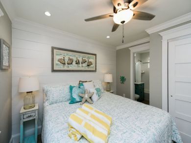 Siesta Key Vacation Rental Sleeps Four Guests