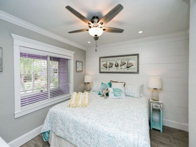 Siesta Key Vacation Rental Sleeps Four Guests