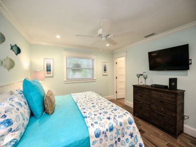 Beautiful Vacation Rental on Siesta Key. Call Today