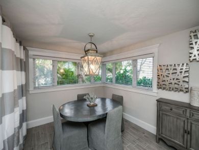 Siesta Key Luxury Vacation Rental Sleeps Four Guests