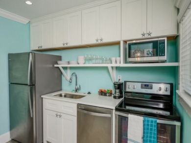 Siesta Key Vacation Rental Sleeps Four Guests