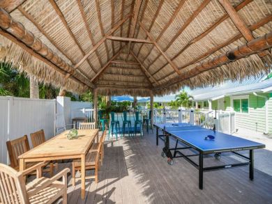Siesta Key Vacation Rental Sleeps Four Guests