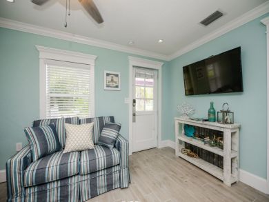 Siesta Key Vacation Rental Condo Walk to Beach