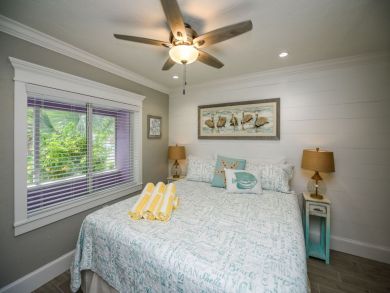 Siesta Key Vacation Rental Condo Walk to Beach