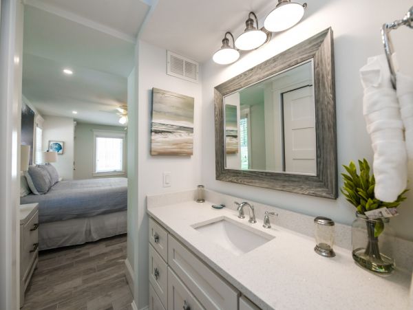 Beach Resort in Siesta Key Florida 3 Bedroom Suite Sleeps 10
