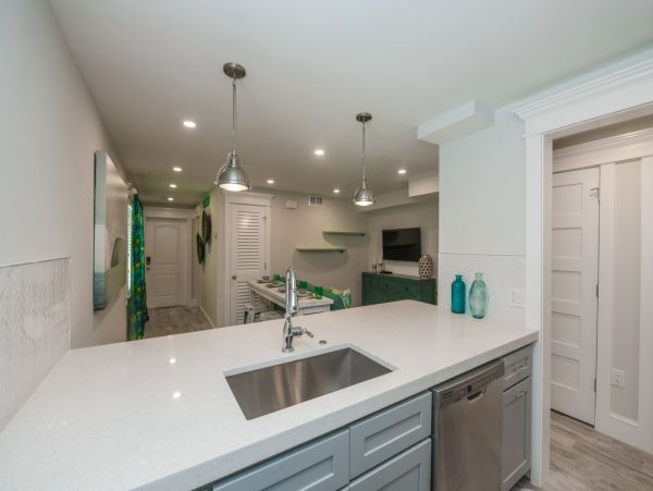 Beach Resort in Siesta Key Florida 3 Bedroom Suite Sleeps 10