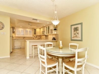 Siesta Key Two Bedroom Vacation Rental Unit Available Today