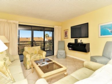 Siesta Key Two Bedroom Vacation Rental Unit Available Today