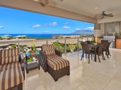 This Luxury Accommodation Has Two Bedrooms & Views