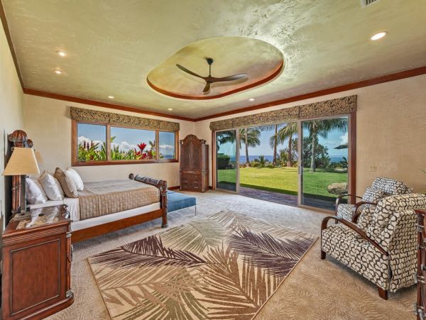 Six Bedroom Maui Luxury Pool Villa Five Star!