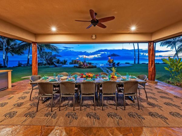 Six Bedroom Maui Luxury Pool Villa Five Star!