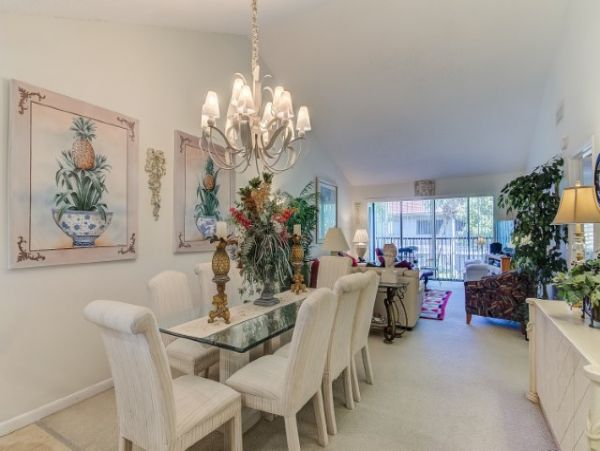 Siesta Key Beach Condo Two Bedrooms Sleeps 6 with Pool