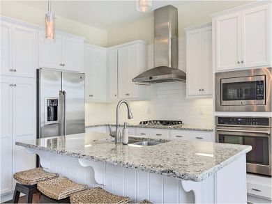 Breakfast Counter with Seating