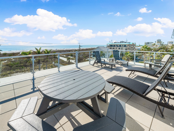 Siesta Key 4 Bedroom Vacation Rental Home Gulf Views  Private Pool Steps to Beach