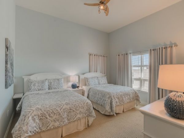 Siesta Key Beach Vacation Penthouse Condo Sleeps 6 Guests