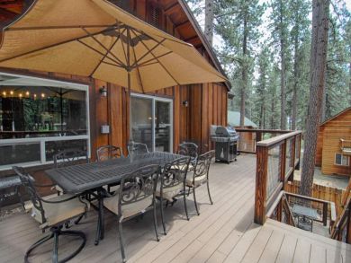 Outdoor Dining Area