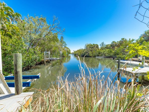 A Real Lovely Anna Maria Island Pool Vacation Home For Rent