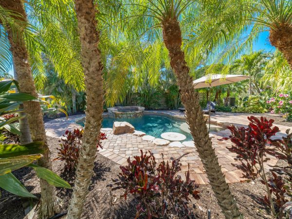 A Real Lovely Anna Maria Island Pool Vacation Home For Rent