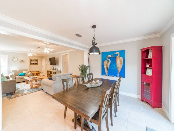A Real Lovely Anna Maria Island Pool Vacation Home For Rent
