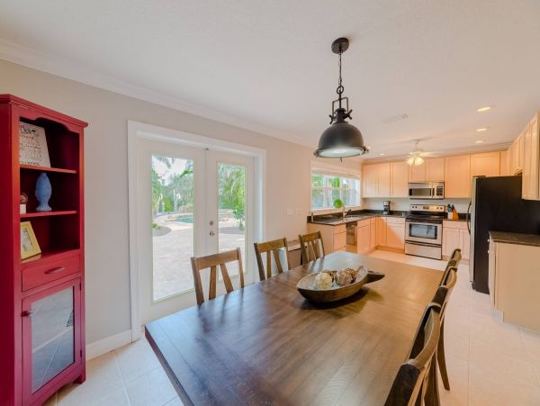 A Real Lovely Anna Maria Island Pool Vacation Home For Rent