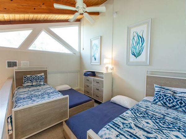 Sanibel Island Beachfront Retreat 2 Bedrooms Plus Loft