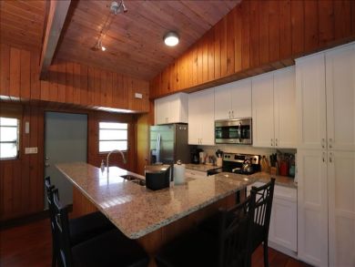 Two Bedroom Two Bathroom Single Family Home Sleeps 6 Guests Two Bedroom Two Bathroom Single Family Home Sleeps 6 Guests