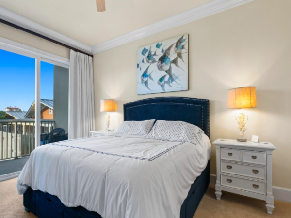 Three Bedroom Condo 0.2 miles from the beach