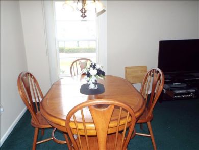 Dinning Table & Chairs