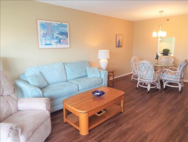 Great Value One Month Rental on Longboat Key Close to Beach