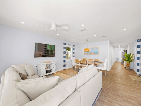 Beachside Bungalow With Private Pool Two Bedrooms Sleeps 4