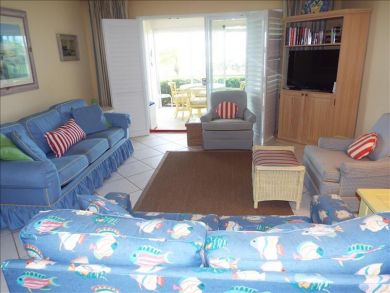 Ground floor end unit Beachside