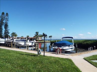 Longboat Key Accommodation with Excellent Amenities Call Now Longboat Key Accommodation with Excellent Amenities Call Now