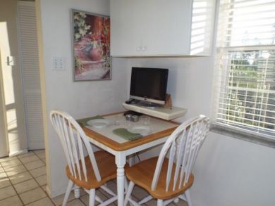 2 Bedroom Condo on Longboat Key Close to Sarasota