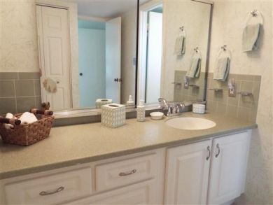2 Bedroom Condo on Longboat Key Close to Sarasota