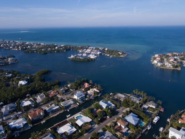 Three Bedroom Luxury Accommodation on Anna Maria Island