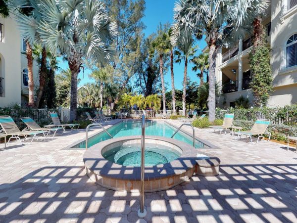 Three Bedroom Luxury Accommodation on Anna Maria Island