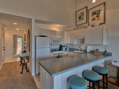 Breakfast Counter with Seating