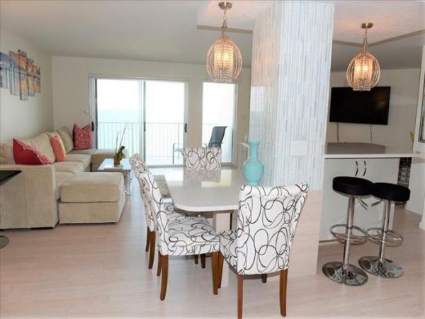 Longboat Key Vacation Condo Two Bedrooms Sleeps 5
