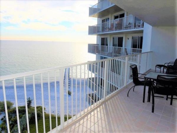 Longboat Key Vacation Condo Two Bedrooms Sleeps 5