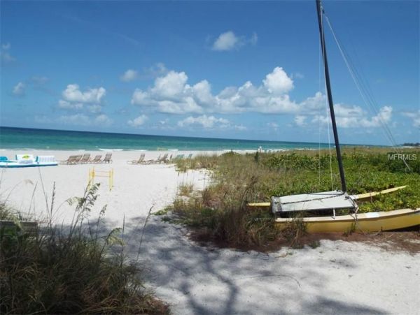 Longboat Key Great Value 2 Bedroom Beach Condo Sleeps 6