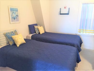 Great Value Anna Maria Three Bedroom Vacation Home Sleeps 6