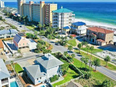Right Next To the Beach! Deeded Beach Access! Private Pool!