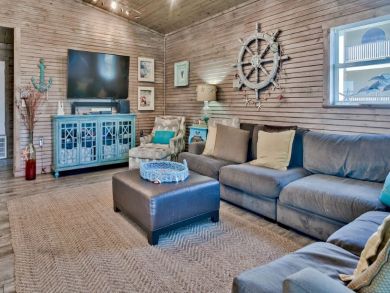 Right Next To the Beach! Deeded Beach Access! Private Pool!