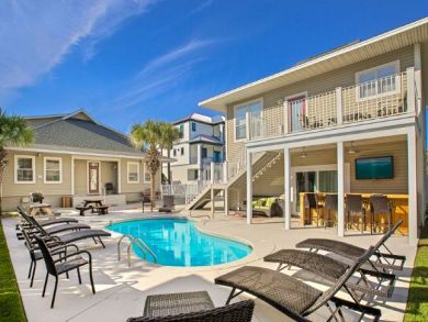 Luxury  Miramar Beach Vacation Compound