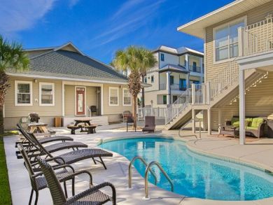 Luxury  Miramar Beach Vacation Compound